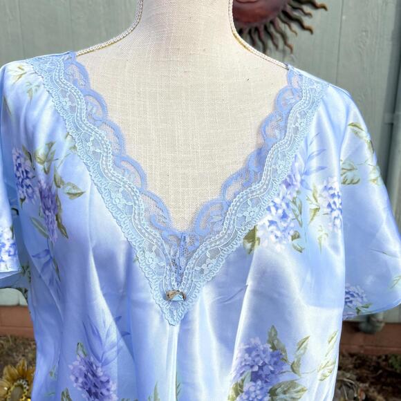Vtg 90s Satin lace floral nightgown - Picture 3 of 5
